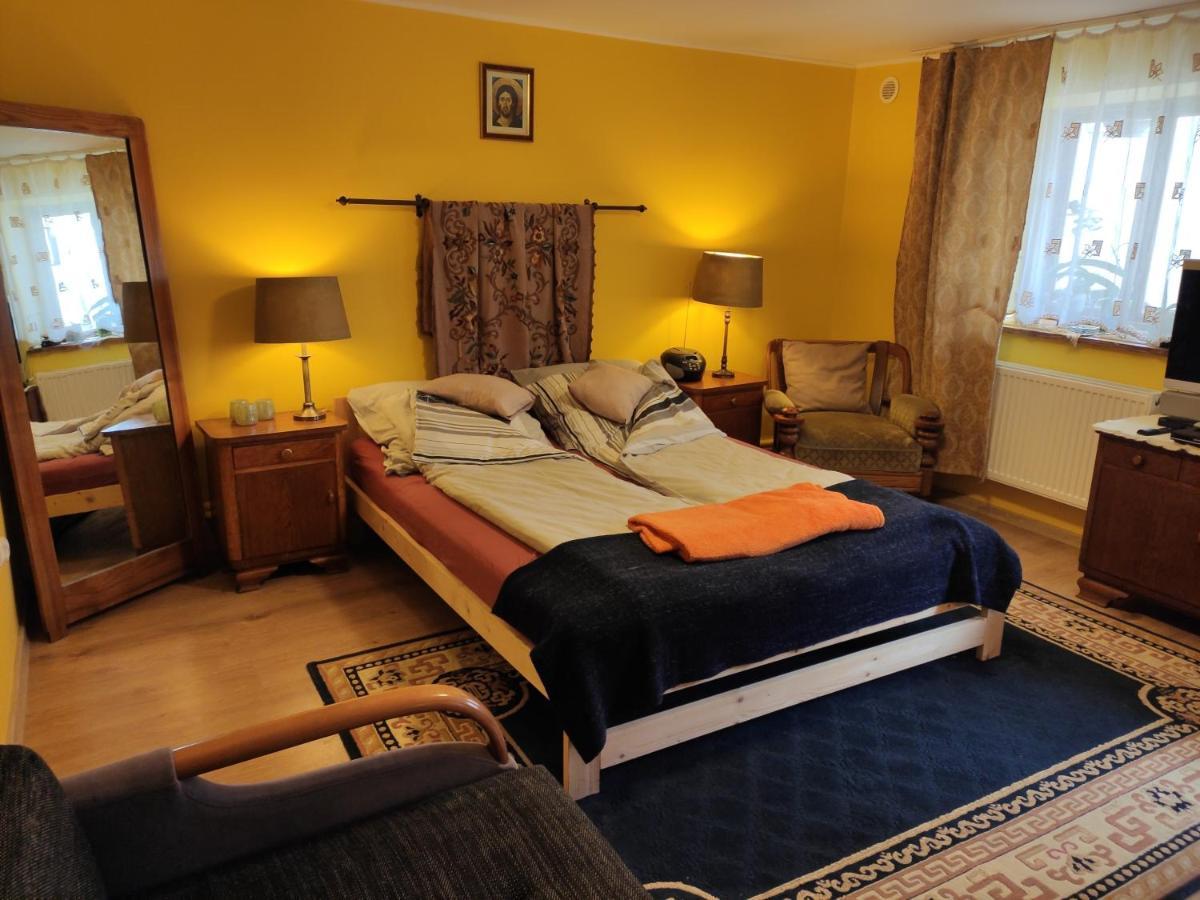 Dom Pod Zegarem Apartman Przemyśl Kültér fotó