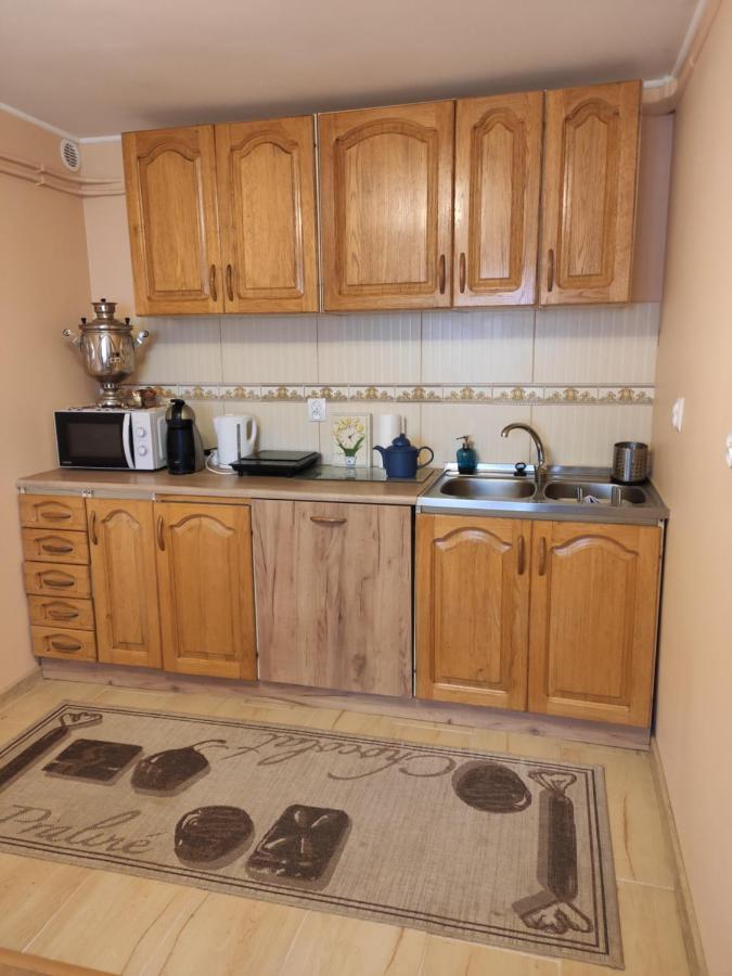 Dom Pod Zegarem Apartman Przemyśl Kültér fotó